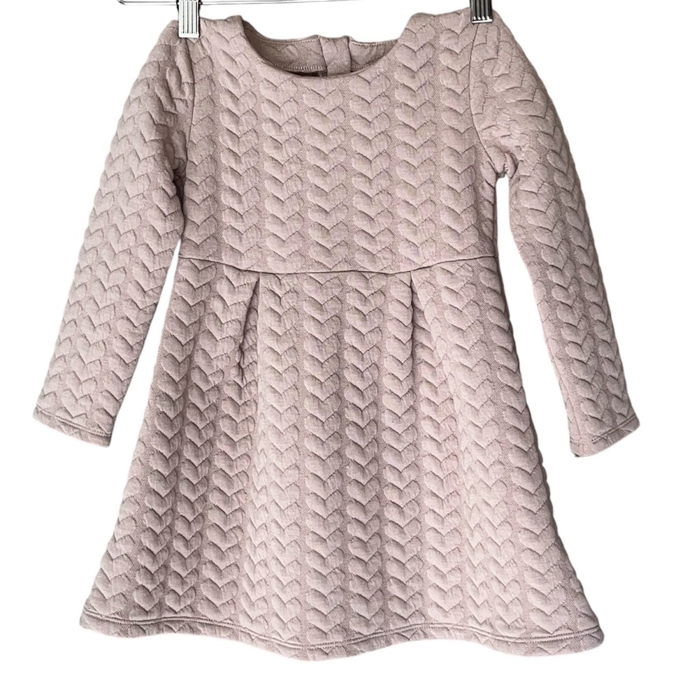 Old Navy Girls 4T Pale Pink Dimensional Quilted Hearts Design Long Sleeve Dress